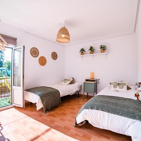 Casa Lopez Bed & Breakfast Aviles Bagian luar foto