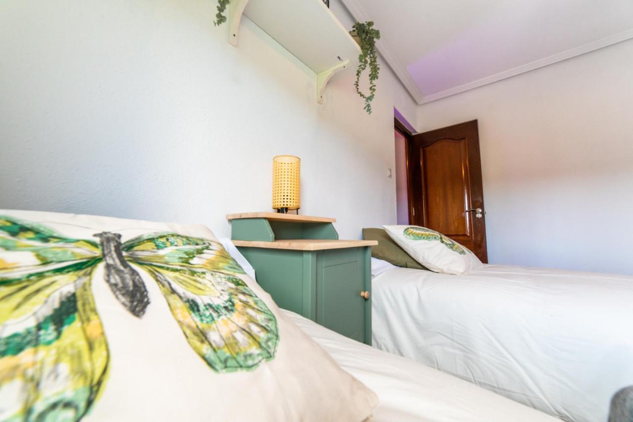 Casa Lopez Bed & Breakfast Aviles Bagian luar foto