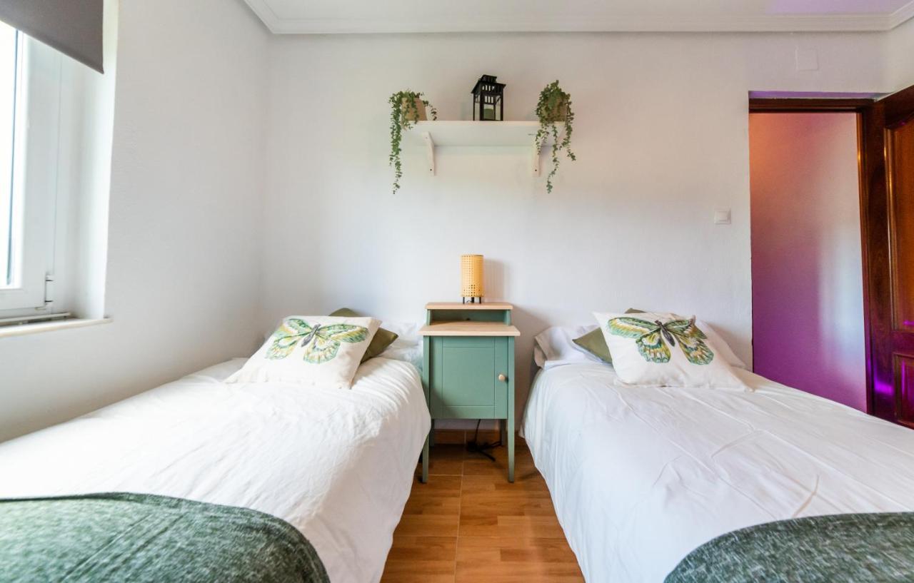 Casa Lopez Bed & Breakfast Aviles Bagian luar foto