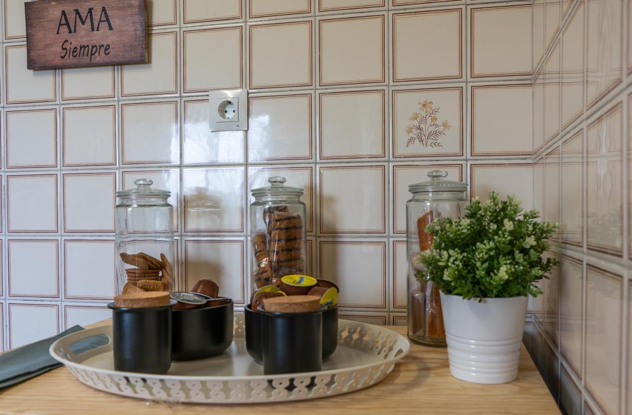 Casa Lopez Bed & Breakfast Aviles Bagian luar foto